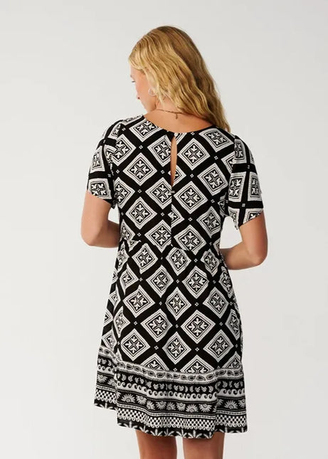 Rip Curl - Bossa Nova Shift Short Sleeve Dress