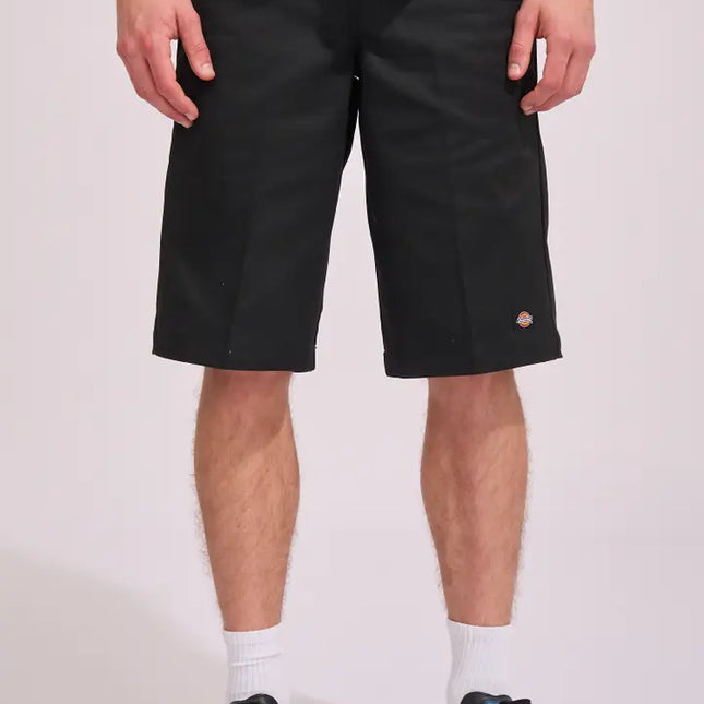 Dickies - 13" Loose Fit Multi Pocket Short