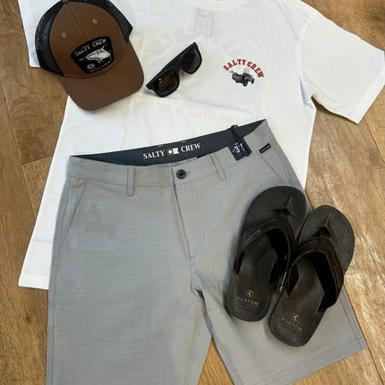 <strong>SALTY CREW </strong>is killing it, with awesome prints.