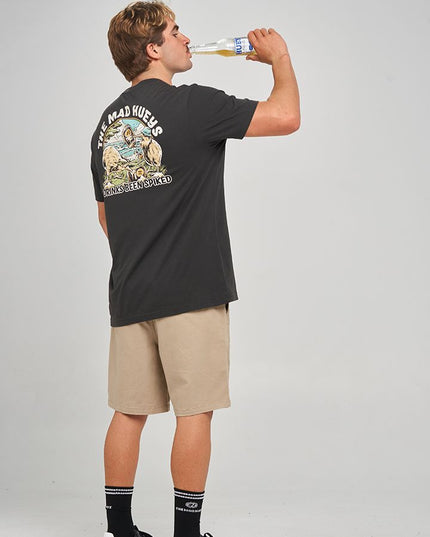 The Mad Hueys - Kiwi Spiked Tee
