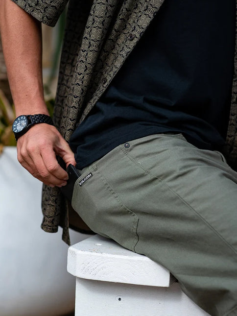 Volcom - Modown Canvas 5 Pkt Short (Army Green Combo)