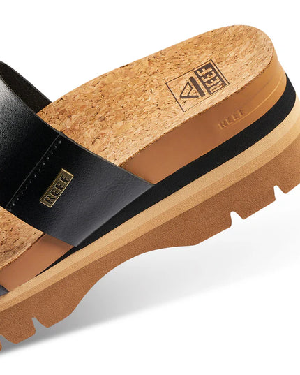 Reef - Cushion Vista Higher