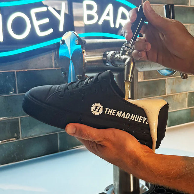 The Mad Hueys - Emergency Shoey Cup