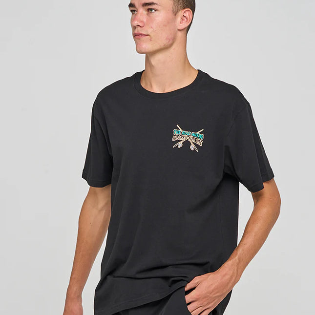 The Mad Hueys - Frothin Hooked Short Sleeve Tee