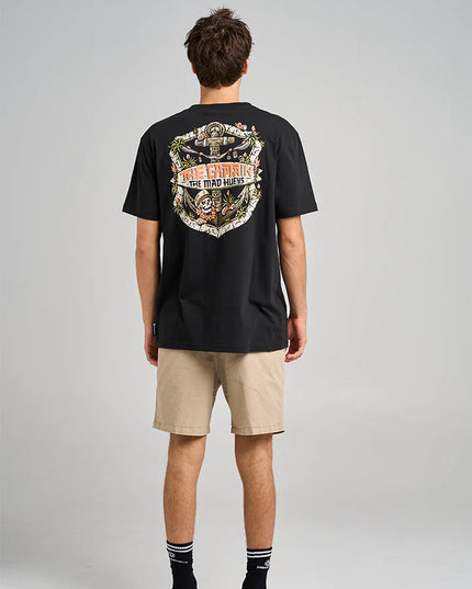 The Mad Hueys - The Tiki Captain Tee