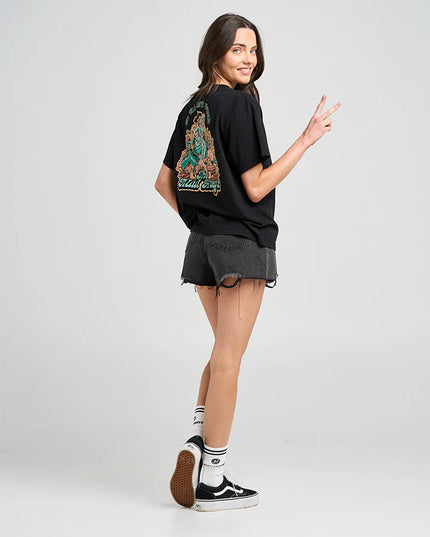 The Mad Hueys - Tail Untold Short Sleeve Tee