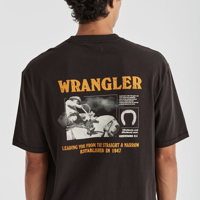 Wrangler - Editorial Slacker Tee (Worn Black)