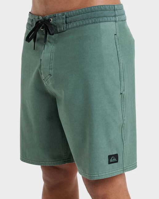 Quiksilver - Surfsilk Street Trunk 18'