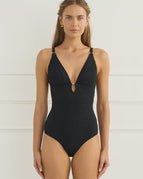 Black / 8