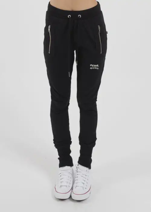 Federation - Escape Trackies (Sketch)