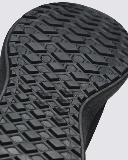 Vans - Ultrarange EXO (Black,Black,Black)