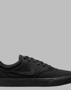 Black/Black-Black (002) / 9M/10.5W