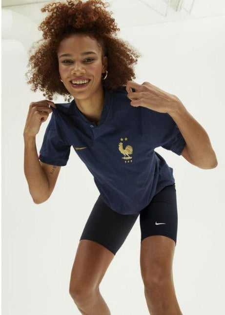 Nike - Women's Mid Rise Biker Shorts - Westside Surf + Street